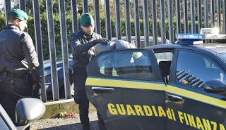 Opération policière anti-vape indépendante en Italie sans raison